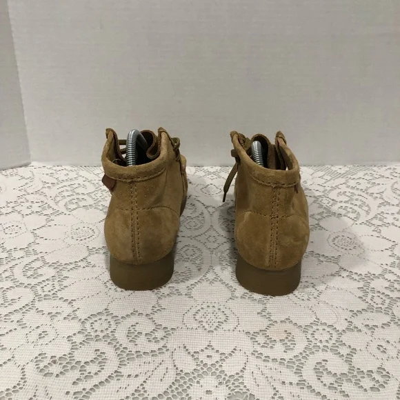 Clarks Wallaston Dark Sand Suede Boots Shoes Men’s Sz 8 - Picture 3 of 12